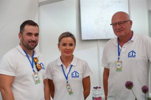 Zdjęcie przedstawicieli naszej Spółki podczas święta